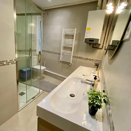 En Con Zonas Comunes Compartida Hsjg Більбао