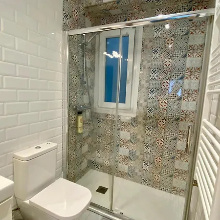 En Con Zonas Comunes Compartida Hsjg Проживання в сім'ї Більбао